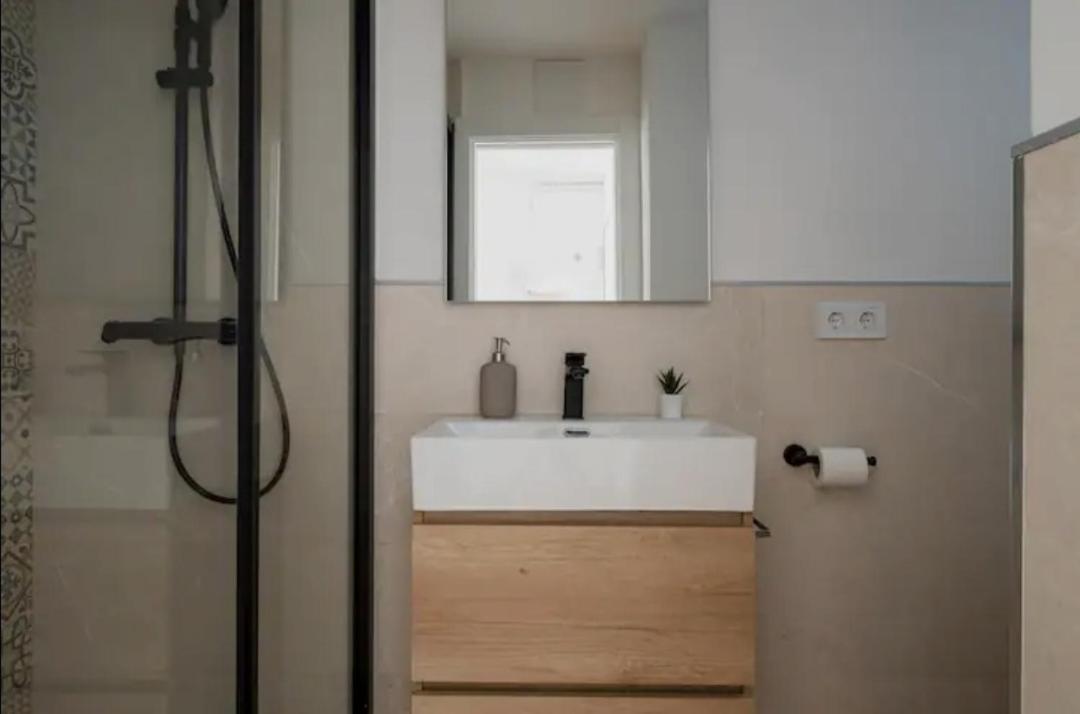 Apartment Close To The Beach Sant Adria de Besos Exteriér fotografie